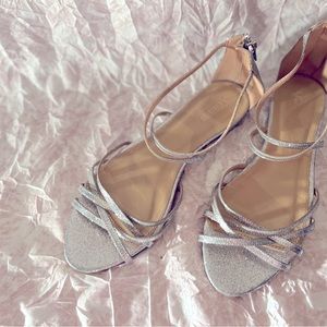 J.CREW SILVER SPARKLING SANDALS.